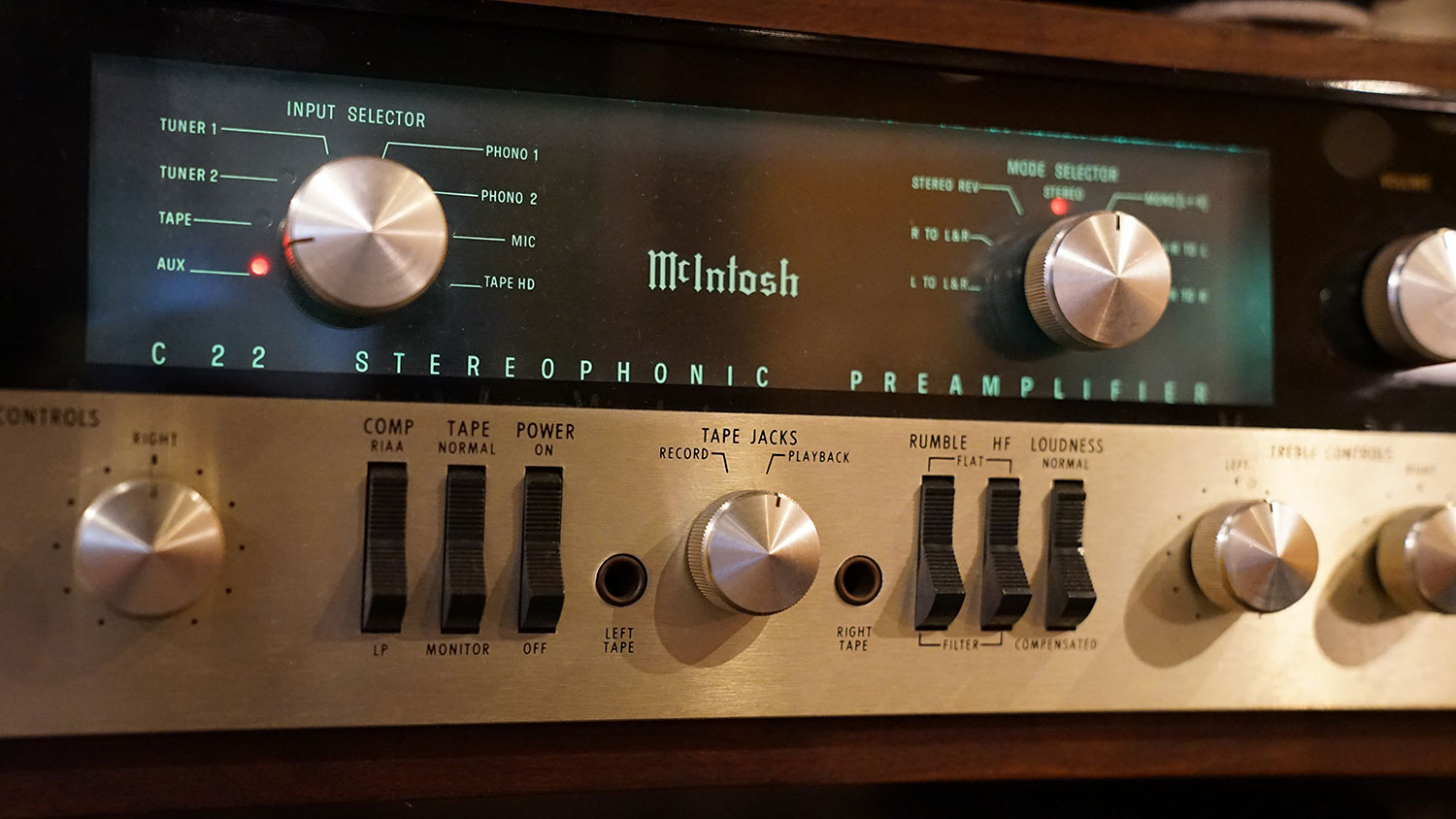 McIntosh C 22 – High End Stereo Equipment We Buy