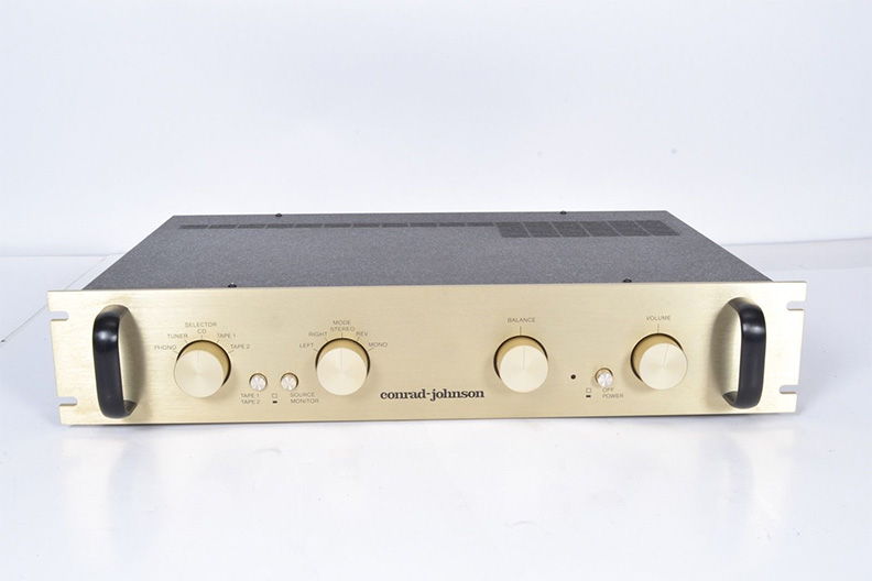 Conrad Johnson PV8 Preamplifier
