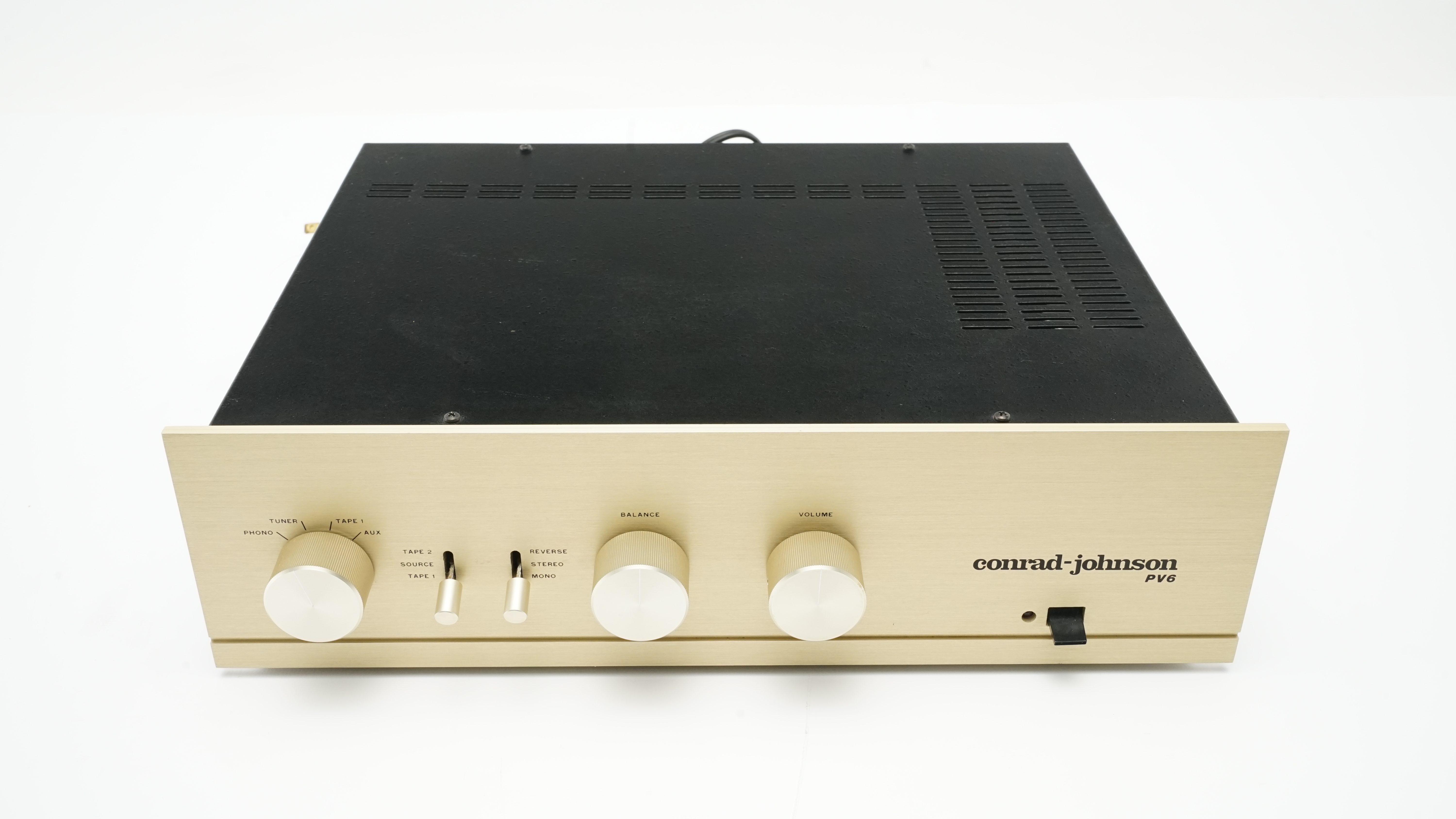 Conrad-Johnson PV6 - High End Stereo Equipment We Buy