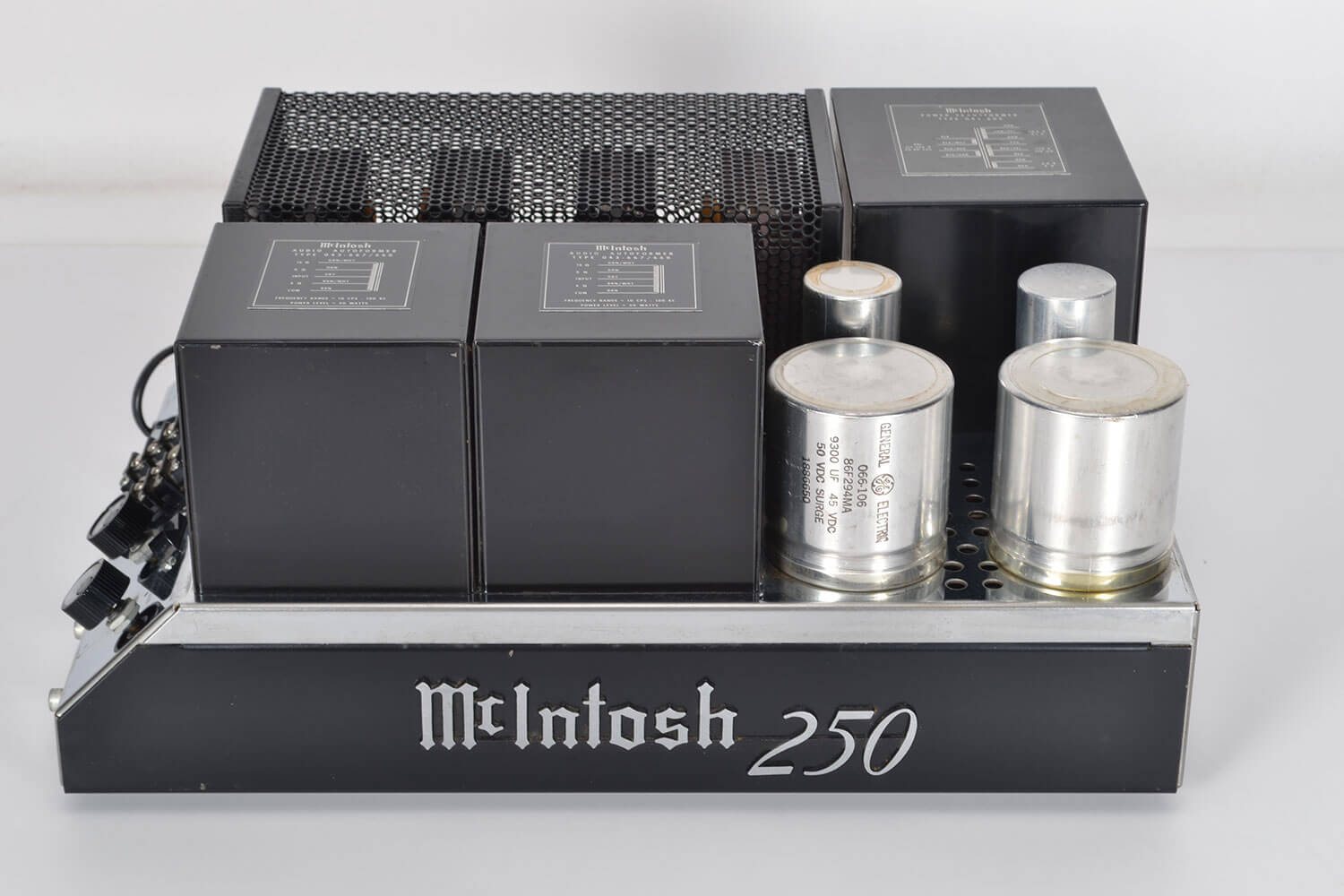 McIntosh MC 250 – High End Stereo Equipment We Buy
